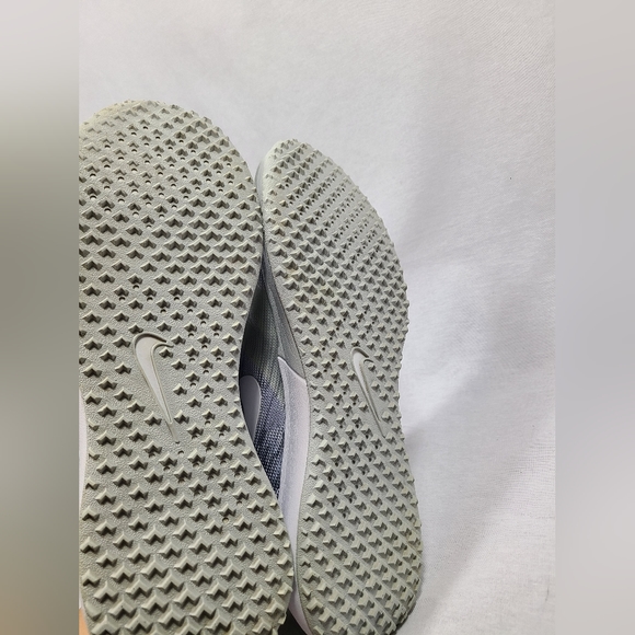 Nike Zoom speed Trainer- Womens size 8.5 - Picture 3 of 5